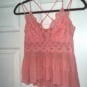Light pink lace Zenana top, Size M
